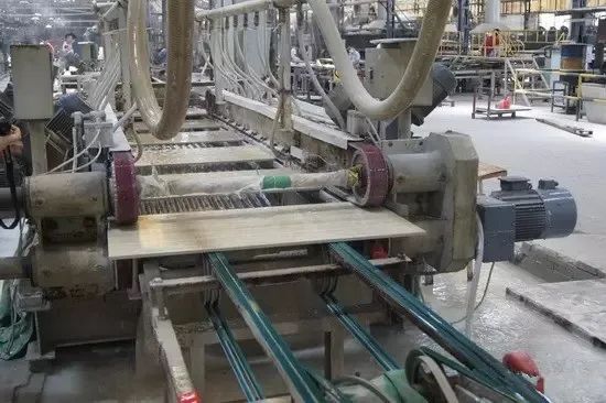 陶瓷廠異味大、被投訴,潔匠現場抽取廢氣做檢測、研制有效除臭劑!