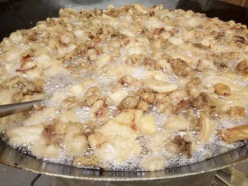 炸豬油廠油煙異味濃、刺激性大,Dejing的凈除臭劑快速除臭