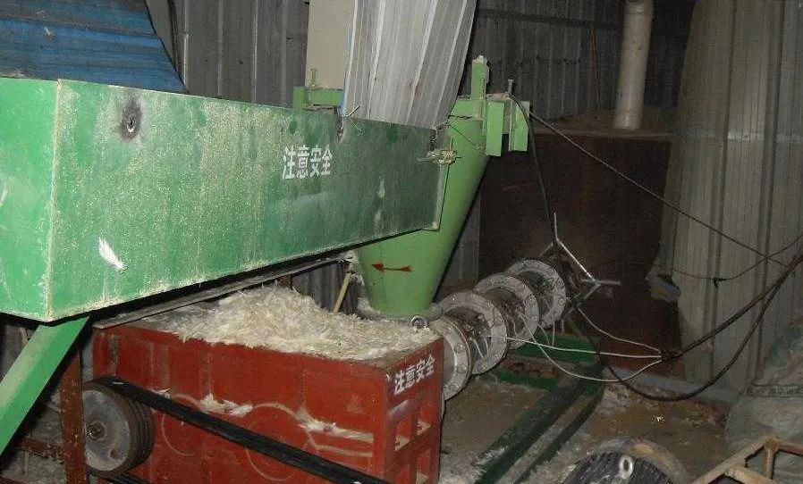 羽毛粉加工腥味、苦味、惡臭味混雜,看工業除臭劑如何快速除臭!